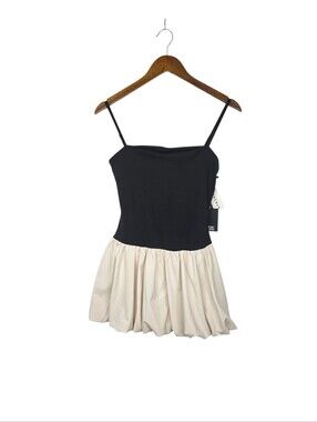 PAC 1980 New Whisper Active Dress Built In Short Float On Mini Dress Size Small